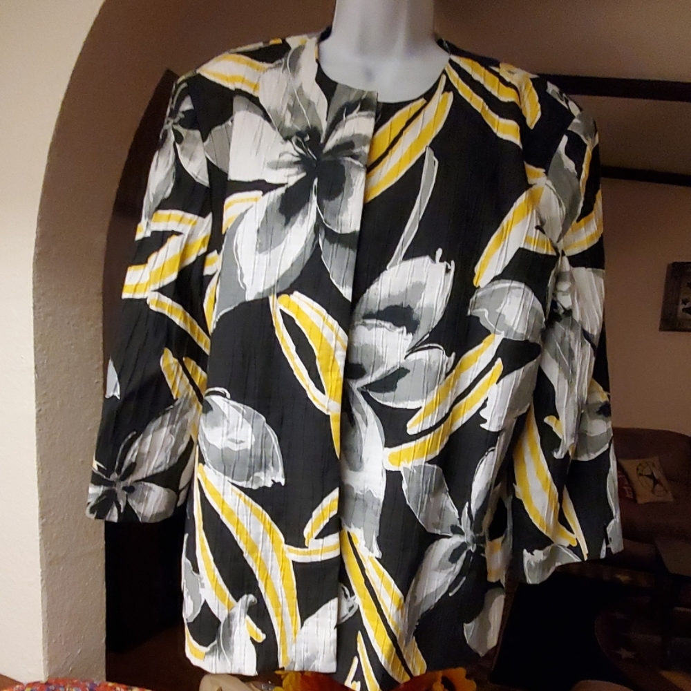 Alfred Dunner 3/4 sleeve floral open jacket